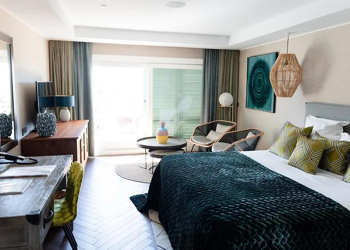 Boho Club - A Preferred 5*