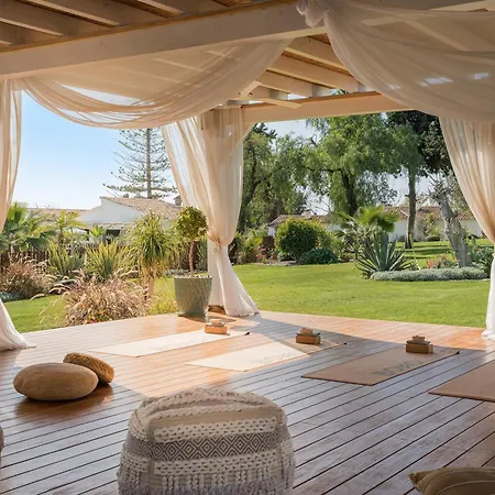 Boho Club Hotel
