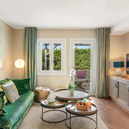 Boho Club - A Preferred Hotel