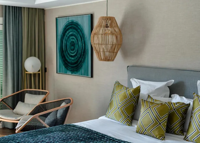 Boho Club - A Preferred 5*